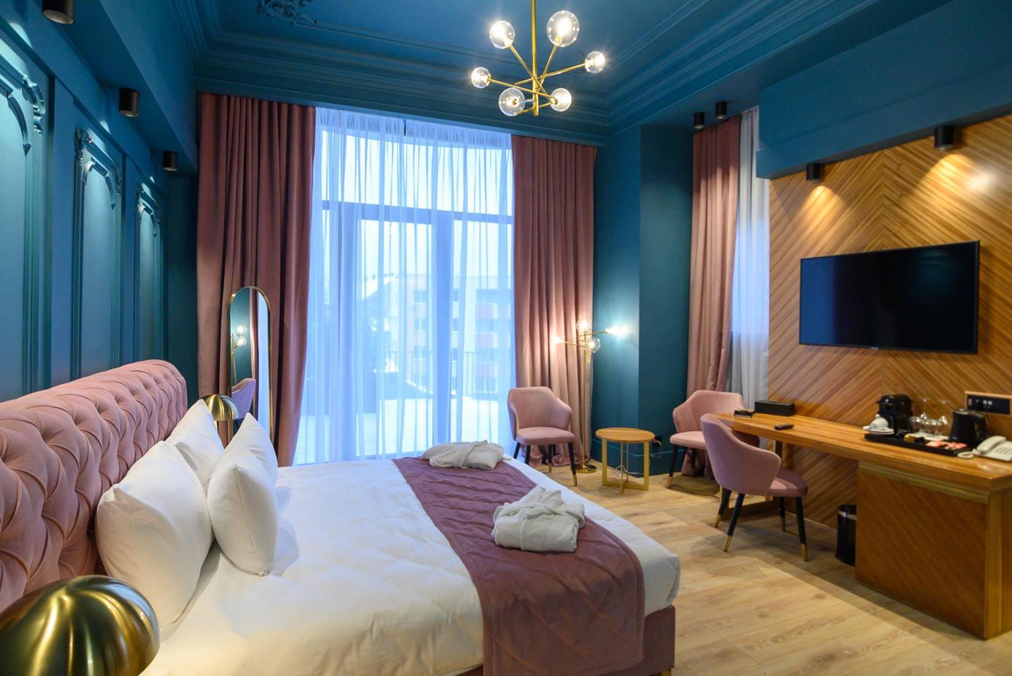 Hotel Viena サトゥ・マーレ エクステリア 写真